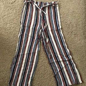 Forever 21 - Patterned flowy pants ✨